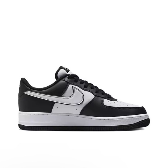 Nike Air Force 1 Low Panda Black And White Shoes - Picture 3 of 4